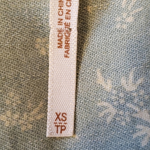 Free People Hillside Chambray Pintuck Bib button down shirt Size XS - Picture 11 of 13